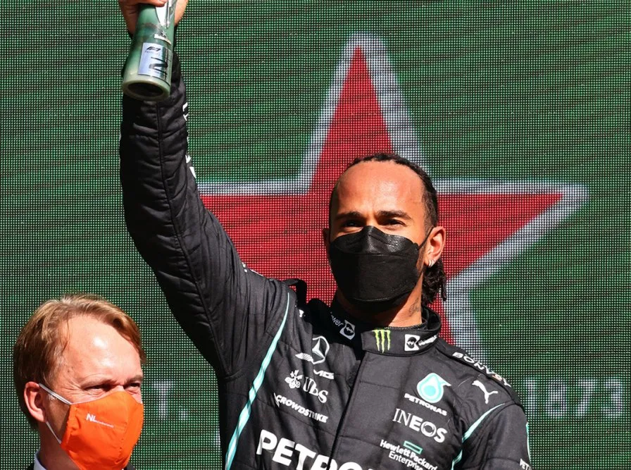 Lewis Hamilton sichert P2 im GP Mexiko
