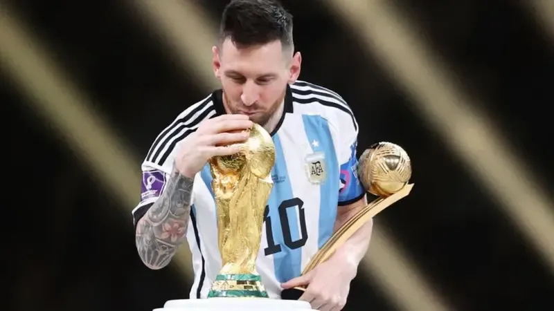 Lionel Messi feiert die Weltmeisterschaft.