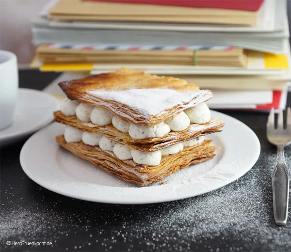 Millefeuille mit Vanillesahne, eine süße Blätterteigkreation