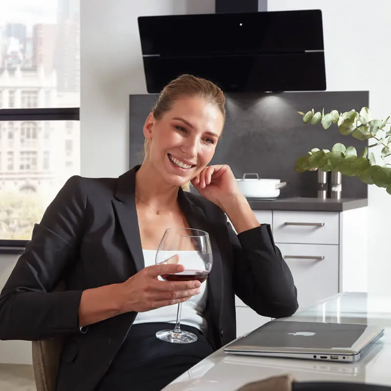 Moderne und einfach bestellbare Küche für urbane Lebensstile