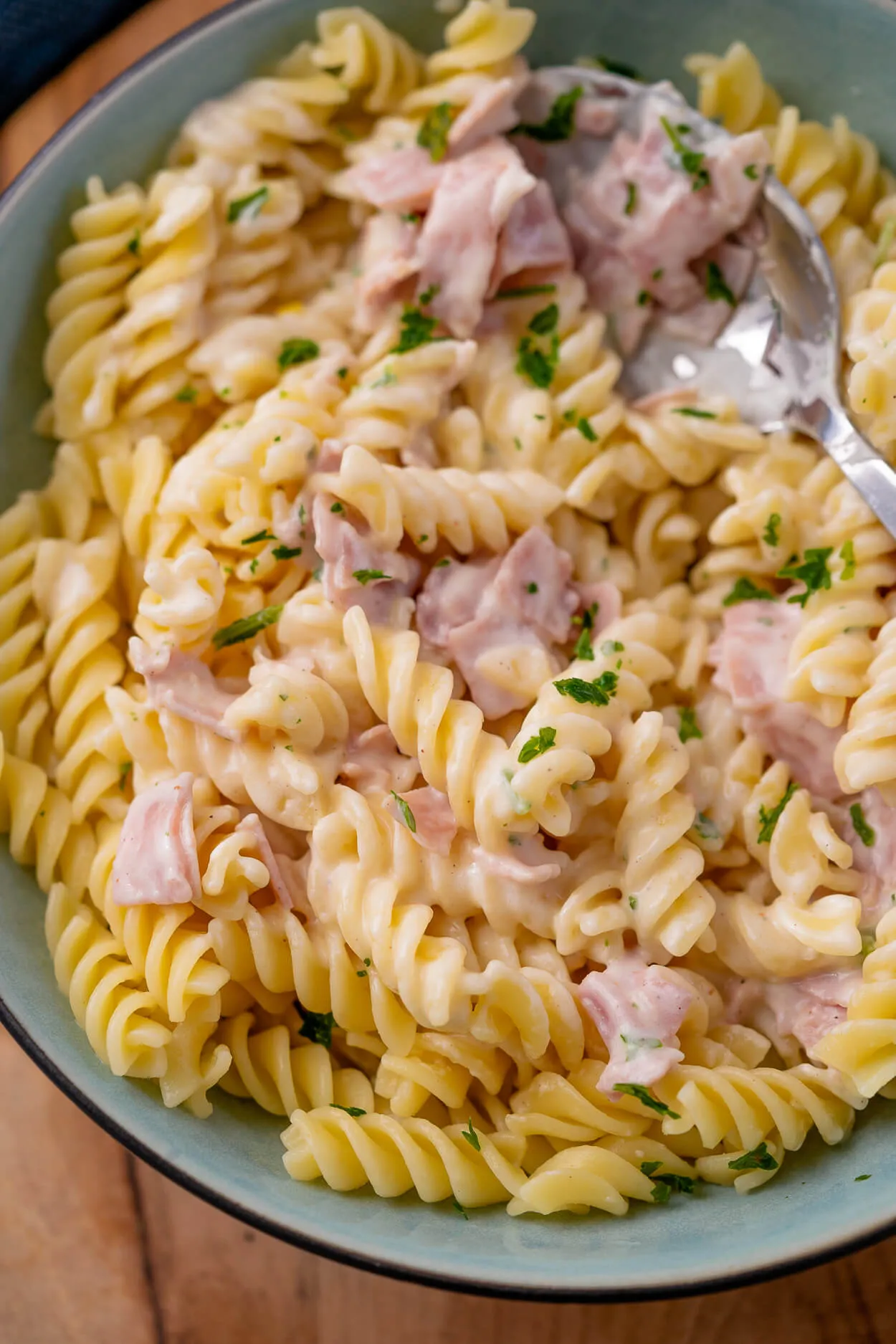 Nudeln mit Schinken Sahne Sauce