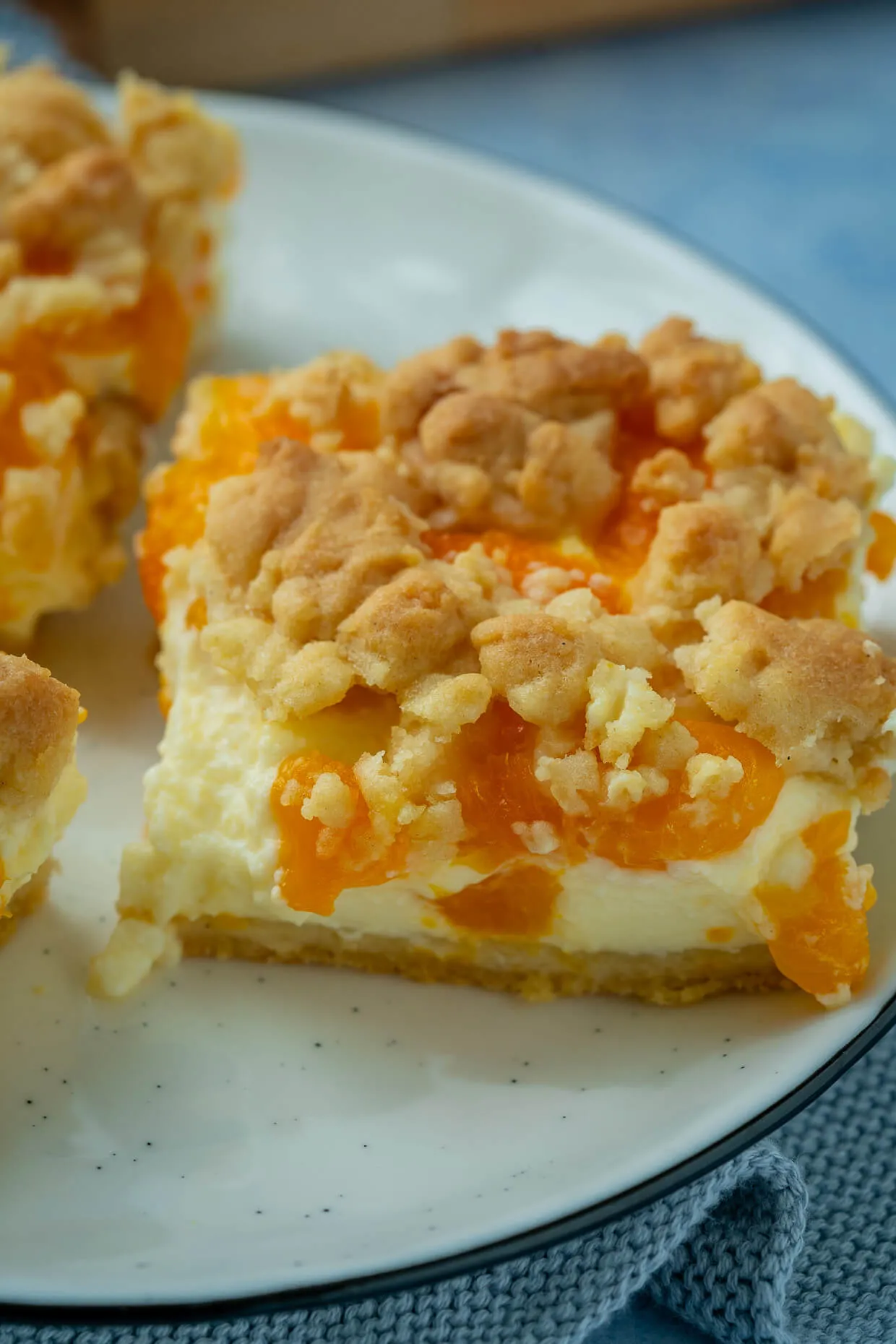 Omas einfacher Quark-Streuselkuchen mit Mandarinen