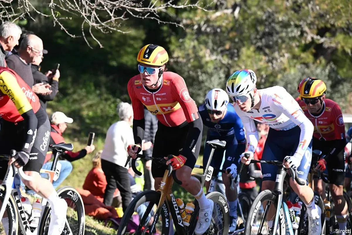 Sören Waerenskjold feiert seinen Sieg beim Prolog in Essen