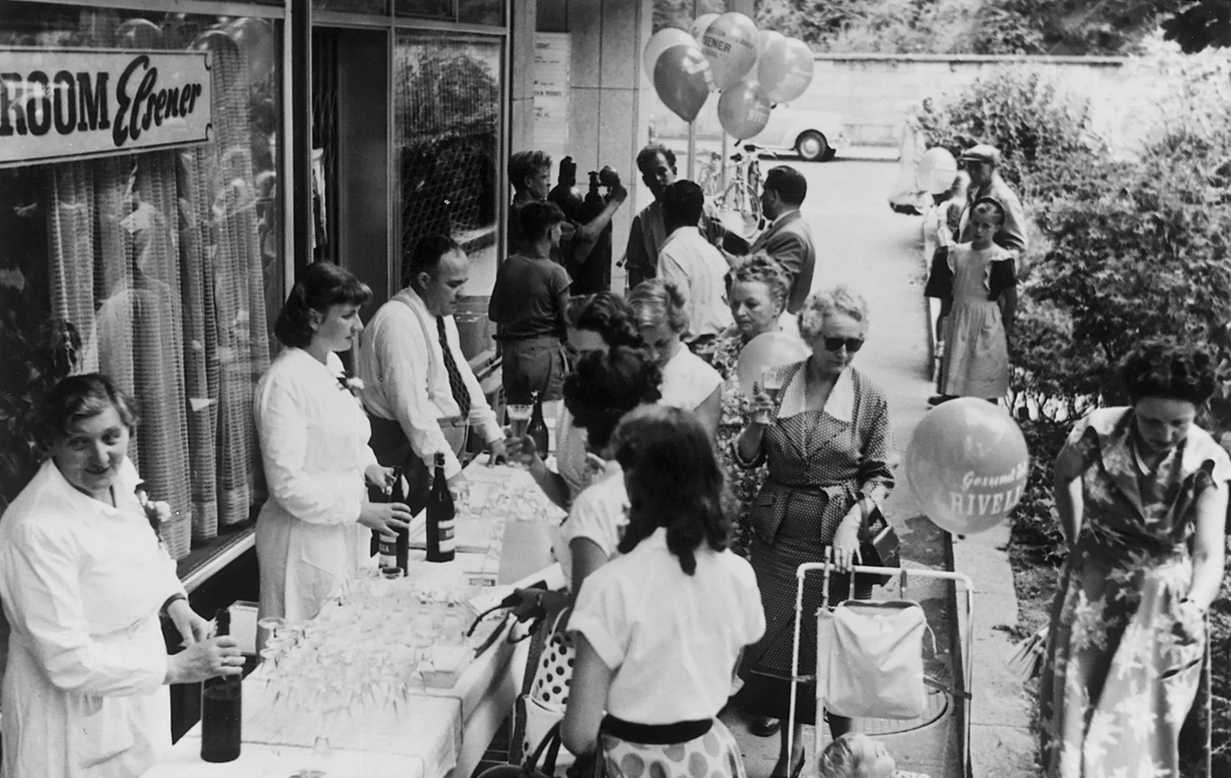 Zahlreiche Rivella-Degustationen fanden in den 1950er-Jahren statt