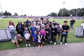 310 der Tickets erhielten die jungen Besucherinnen und Besucher der Häuser für Kinder, Jugendliche und Familien, der Jugendfreizeiteinrichtungen, des Kinderhilfezentrums, der Jugendberufshilfe und der Schulen in Düsseldorf.