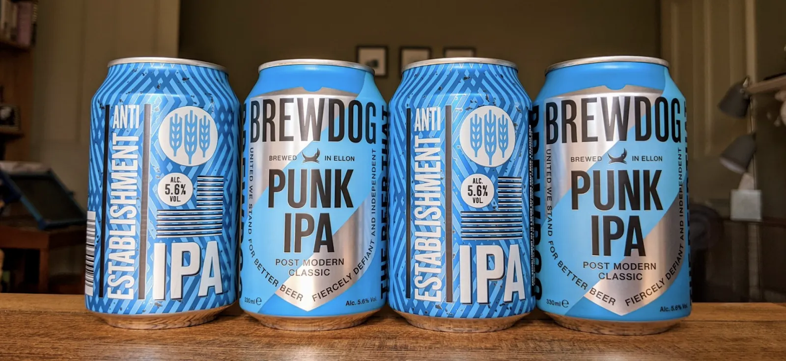 Aldi Anti-Establishment IPA neben BrewDog Punk IPA