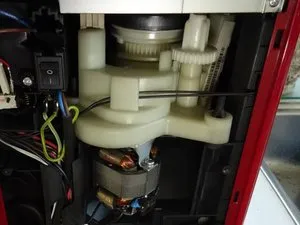 Anschlusskabel des Mahlwerksmotors