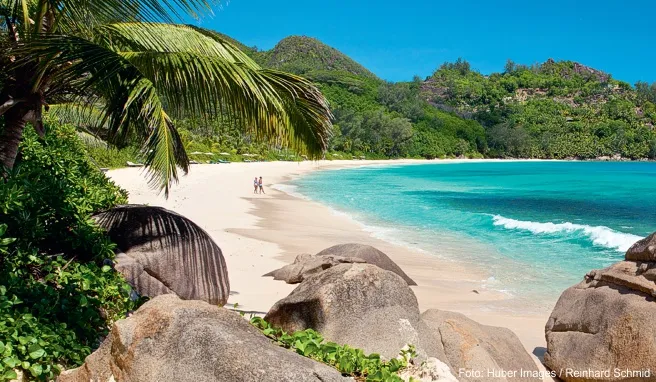 Anse Intendance auf den Seychellen, ein paradiesischer Strand mit türkisfarbenem Meer