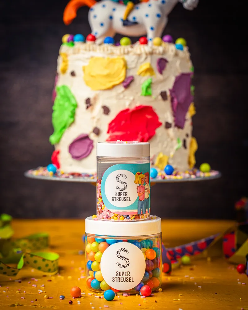 Bibi und Tina Super Streusel als Dekoration für die Torte