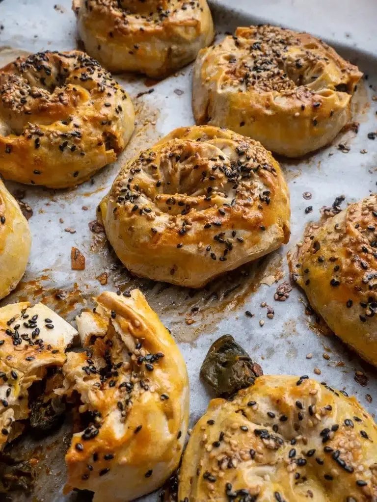 Börek Schnecken mit Spinat und Käse