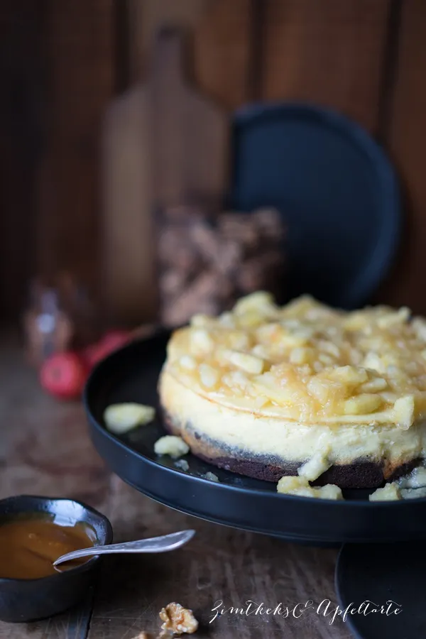 Brownie-Cheesecake mit Bratapfelkompott Rezept