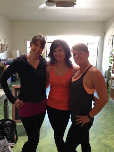 Các cô gái Session Yoga