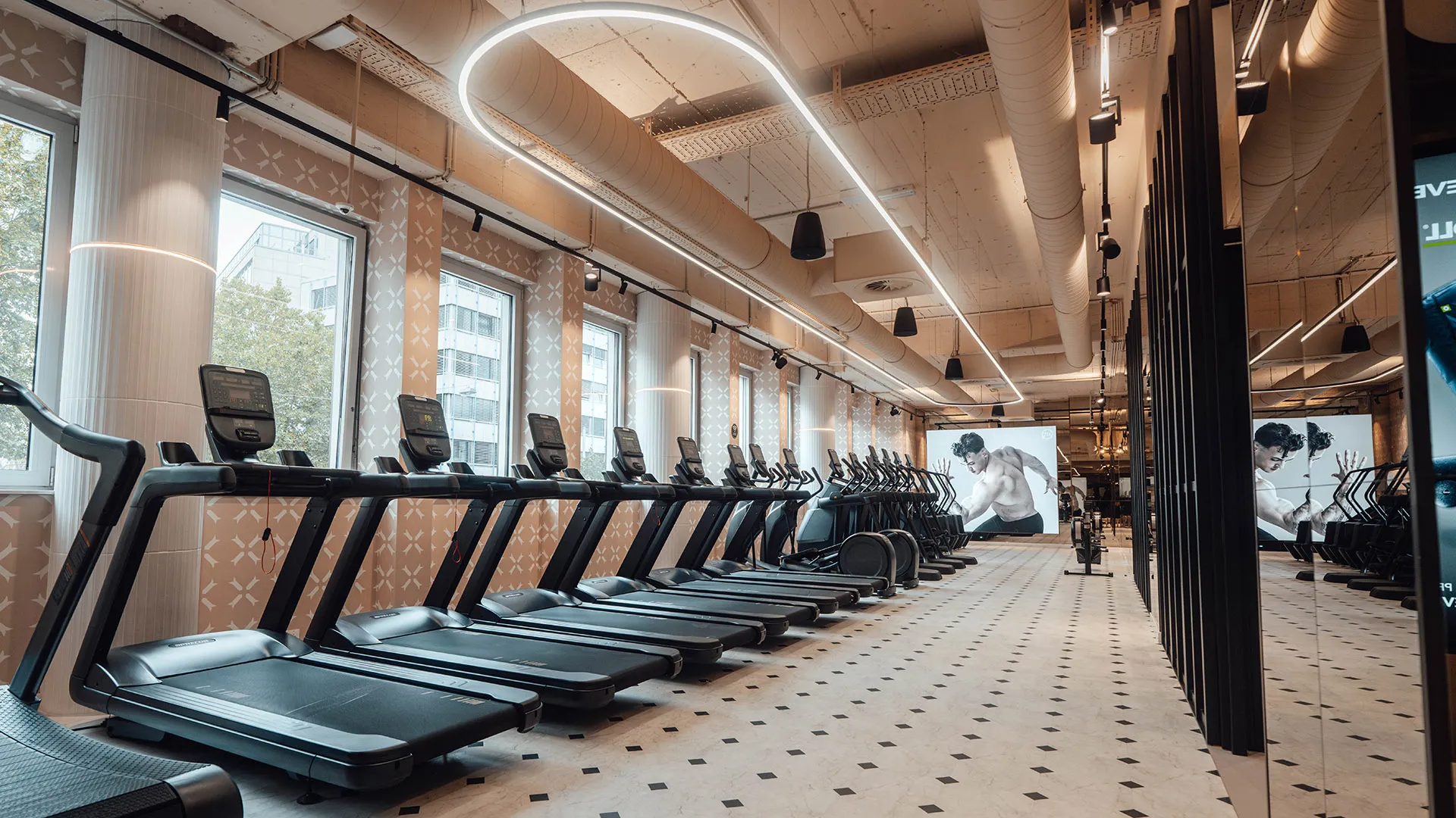 Cardiobereich im FITSEVENELEVEN Club Eschenheimer Tor