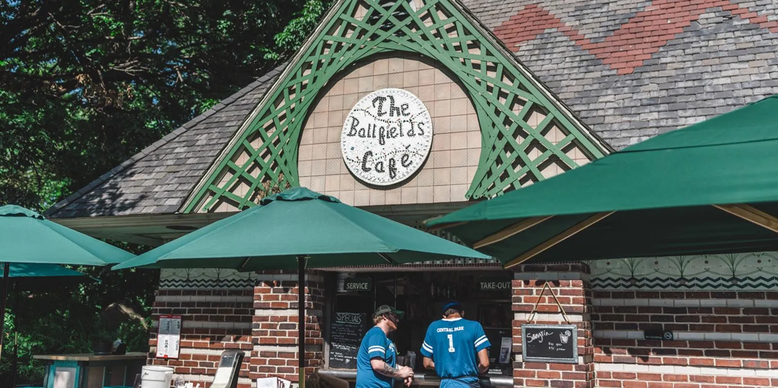 Das Ballfields Cafe im Central Park