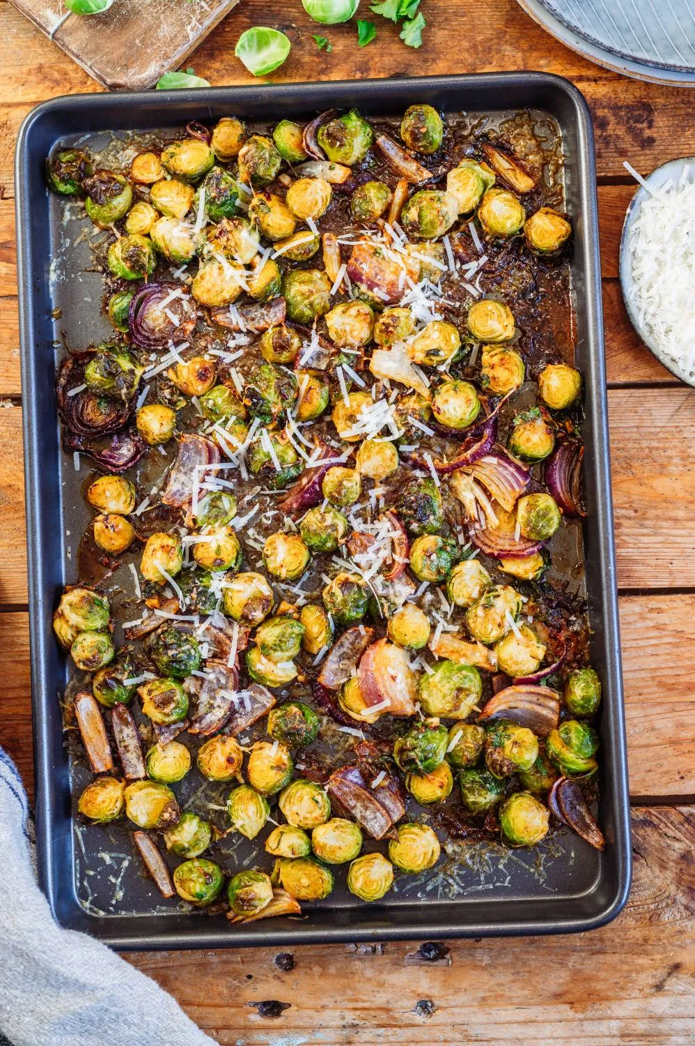 Detailansicht von mariniertem Rosenkohl