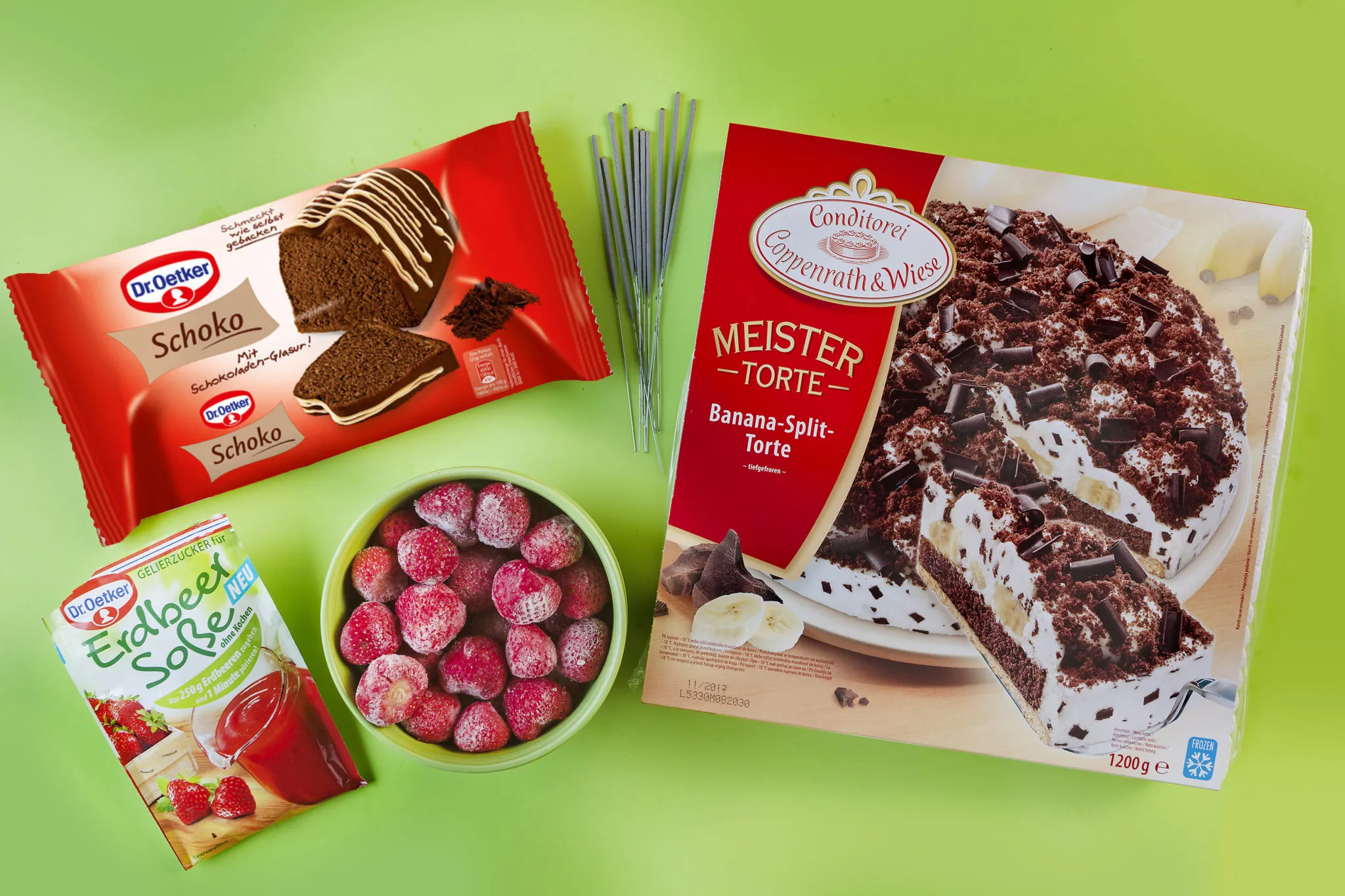 Dinosaurier-Kindergeburtstag mit brodelnder Lava-Torte