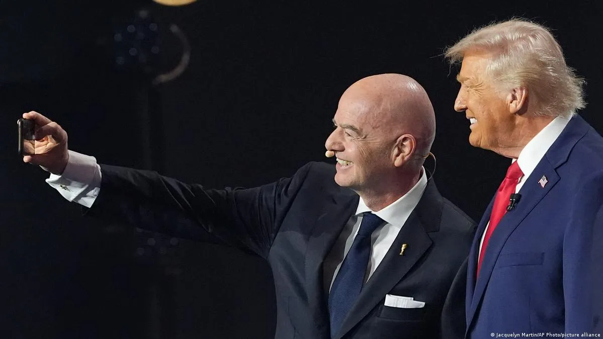 Donald Trump und Gianni Infantino bei WM-Auslosung