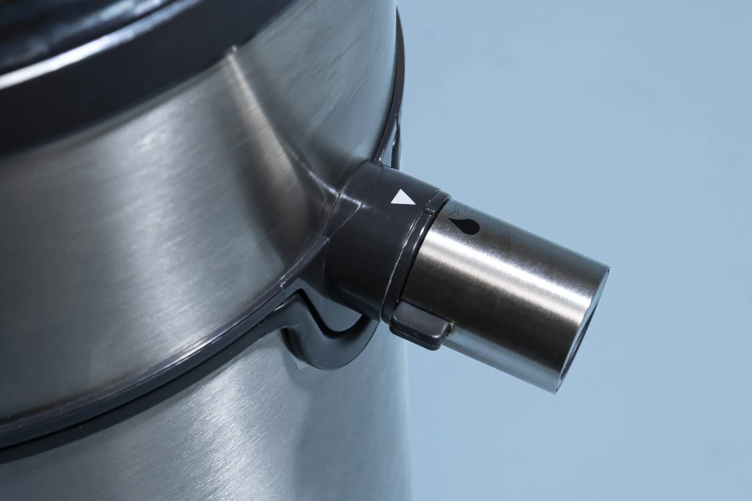 Drehbarer Tropfstopp am Gastroback Design Multi Juicer Digital