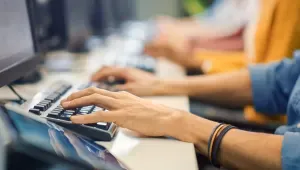 Ein Bild, das die Support-FAQs für DesignSpark Mechanical Software zeigt