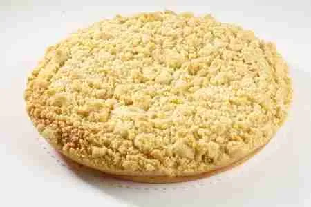 Ein köstlicher Streuselkuchen, sorgfältig verpackt für den Versand