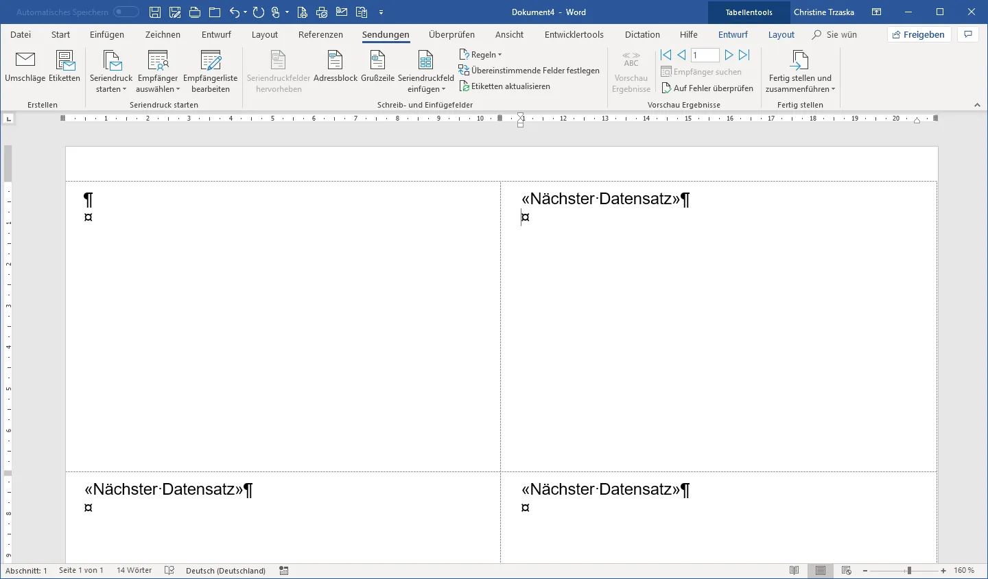 Ein Leuchtturm an der deutschen Nordseeküste, Symbol für die Schönheit der Küstenregionen.