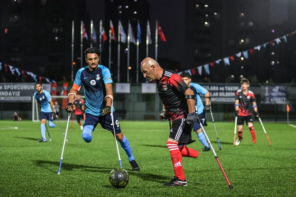 Ein Spieler des Şahinbey Belediye Teams in Aktion