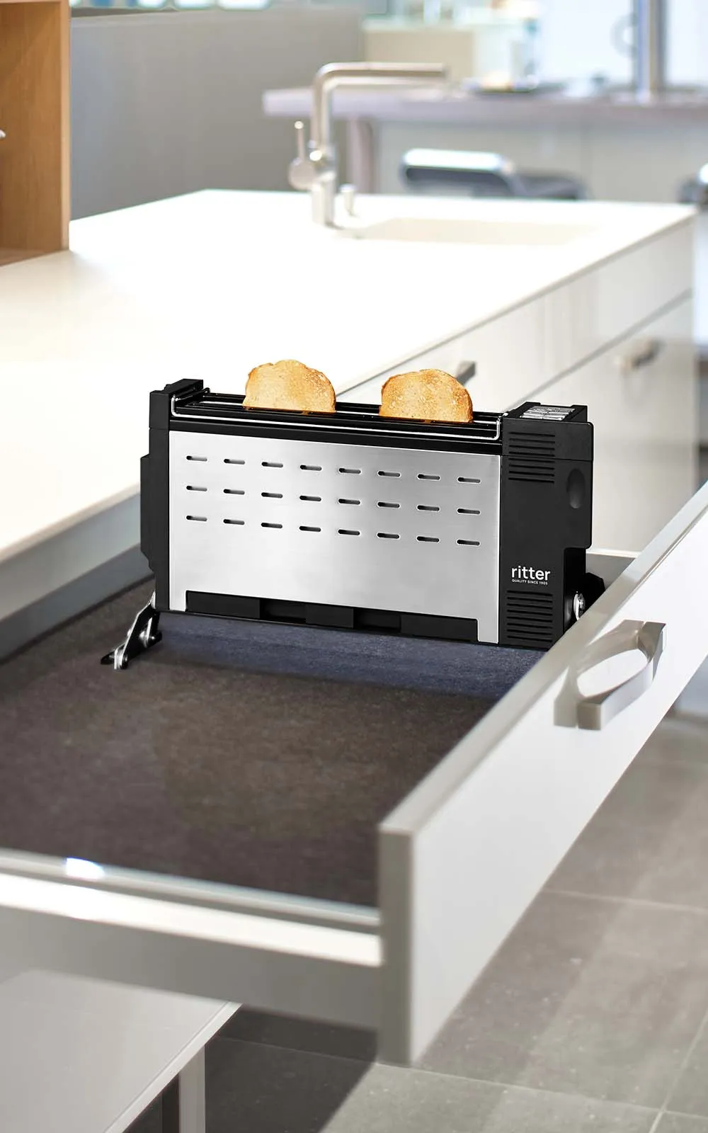 Einbau-Toaster in moderner Küche