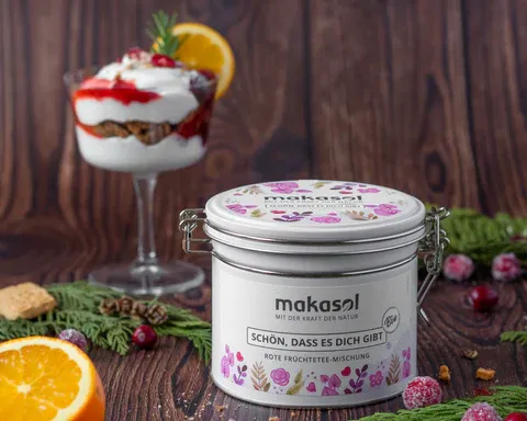 Ellen Reichelt's festliches Spekulatius-Schichtdessert mit Punschkirschen