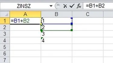 Excel Tabelle zeigt Addition von Zellwerten B1 und B2 in A1