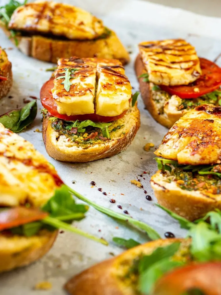Frisch zubereitetes Halloumi Baguette
