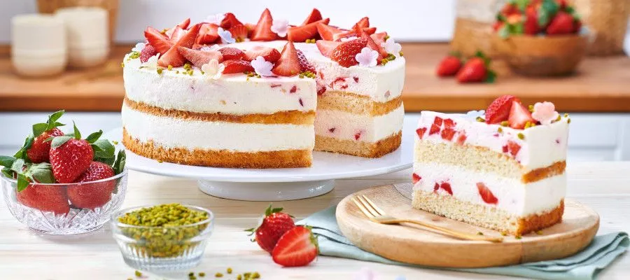 Frische Erdbeeren für Desserts und Backwaren