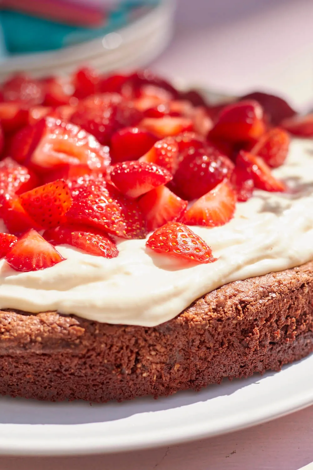 Frische Erdbeeren, vorbereitet zum Belegen eines Kuchens