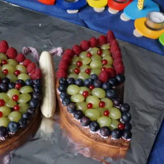 Geburtstagskuchen ohne Zucker - Schmetterlingskuchen von breifreibaby