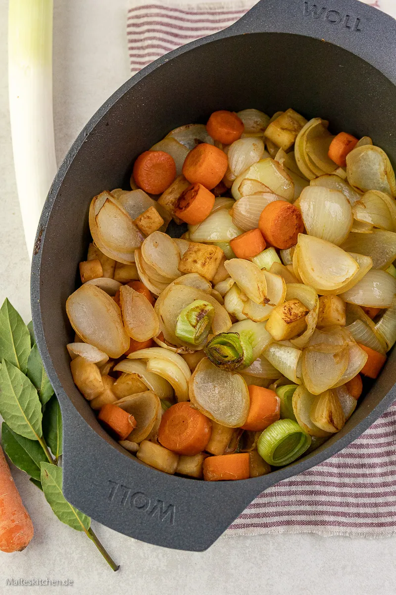 Gemüse für den Rinderschmorbraten.