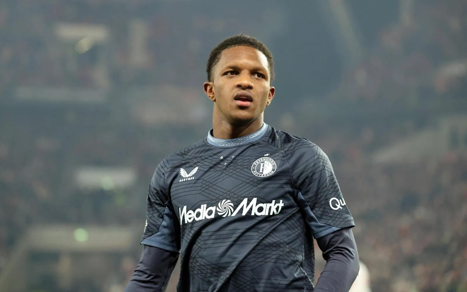 Givairo Read, der vielseitige Außenverteidiger, ist eine kostengünstige Alternative.