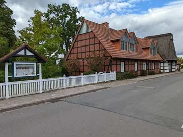 Großzügiges Ferienhaus für 22 Personen am Dümmer See mit Kellerbar