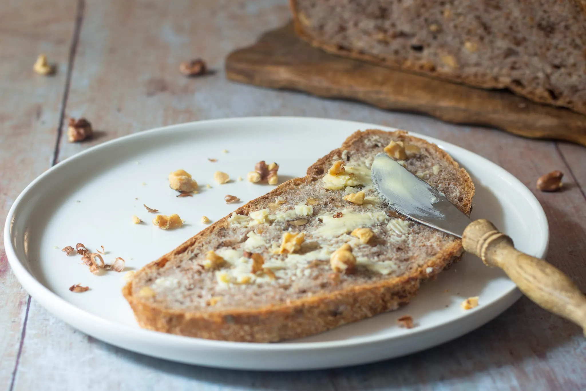 Hauptbild des fertigen Walnussbrotes