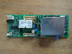 Hauptplatine einer DeLonghi Kaffeemaschine, möglicherweise defekt