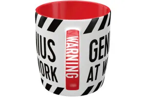 Kaffeetasse mit LKW-Motiven für den täglichen Gebrauch