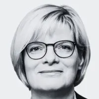 Karen Bartel, Fachliche Leiterin des Lehrgangs bei der DVA