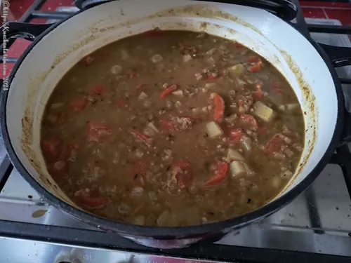 Kartoffel-Curry von Tanja Grandits mit Buchweizen-Crunch