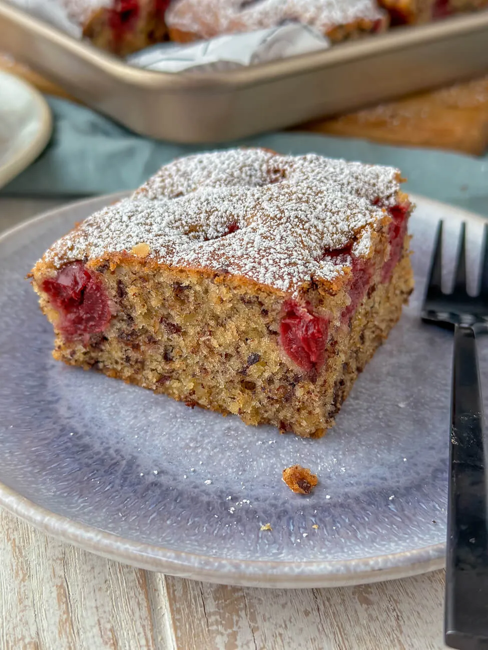 Kirsch-Nusskuchen vom Blech