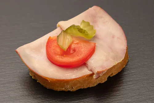 Klassisches Schinken Sandwich, einfach und gut