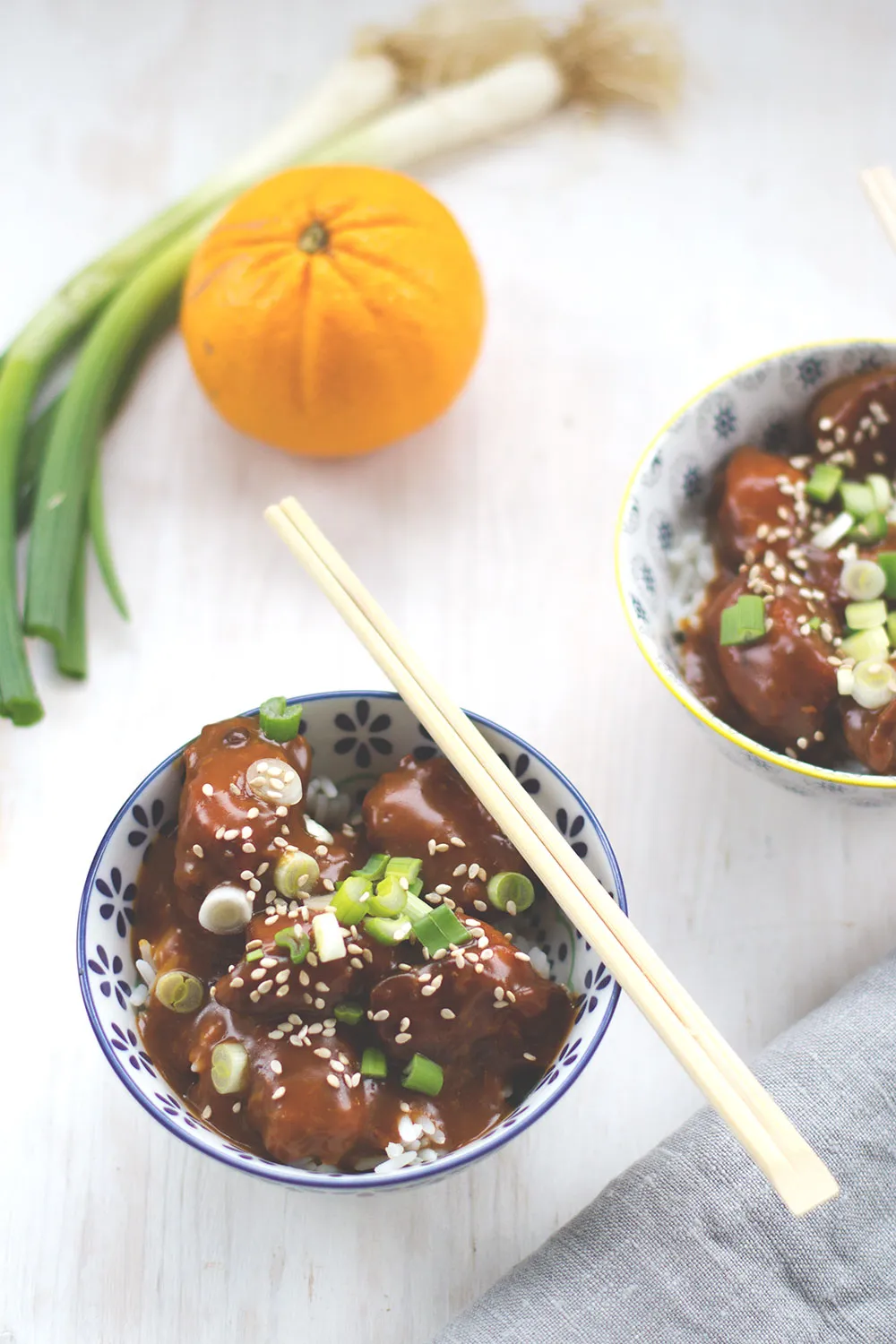 Knuspriges Orange Chicken mit Orangensauce, asiatisch inspiriert