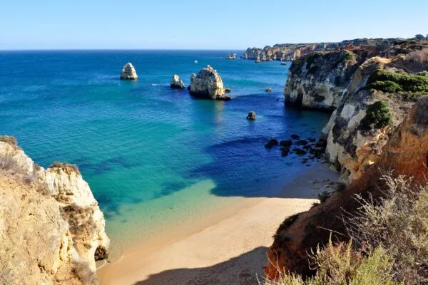 Küstenlandschaft der Algarve in Portugal