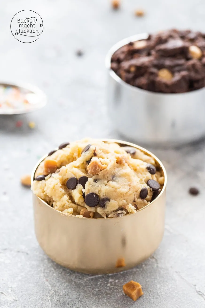 Leckerer Cookie Dough zum Naschen in einer Schale