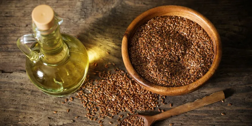 Leinsamenöl und Leinsamen
