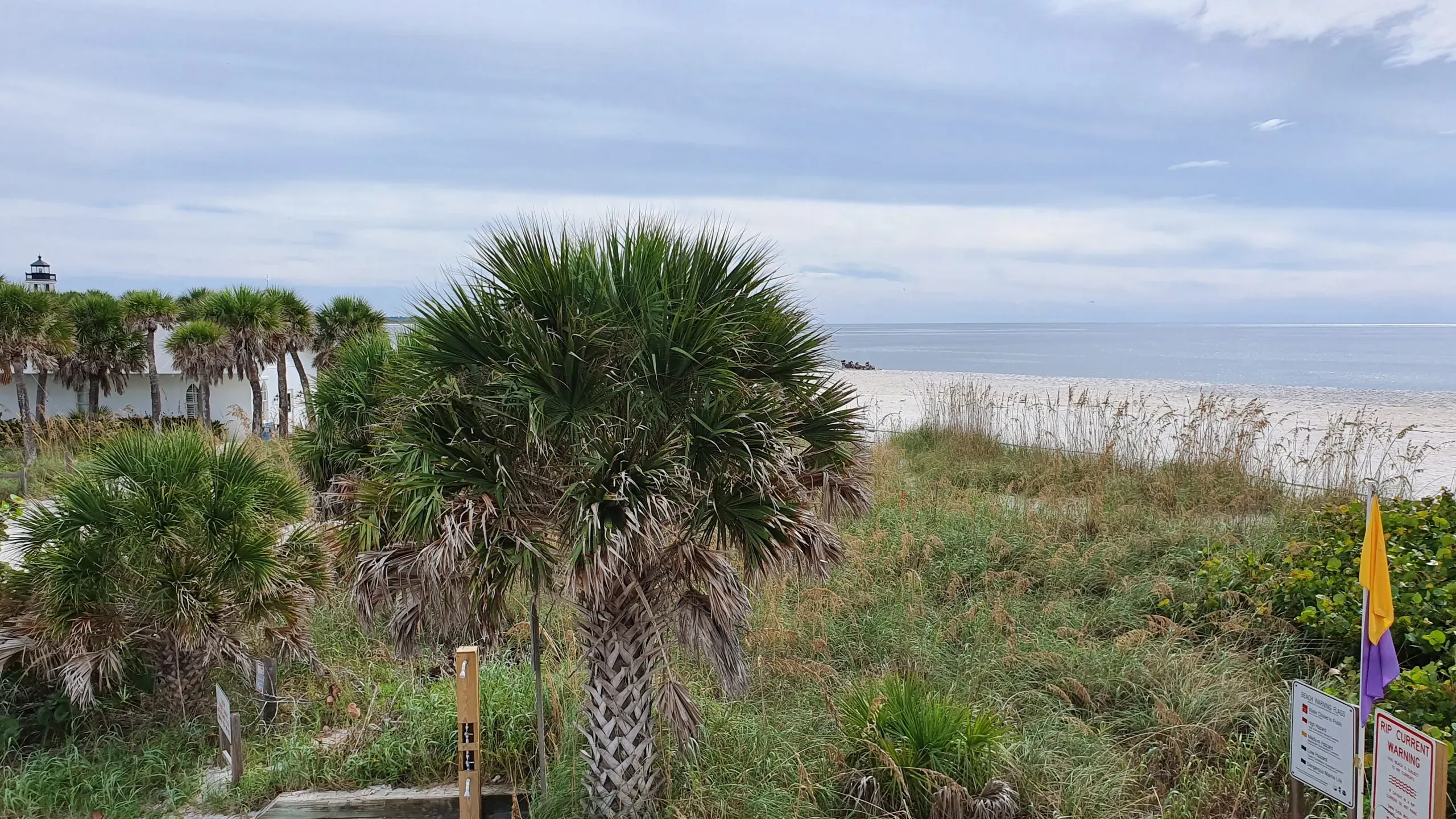 Leuchtturm und Strandlandschaft im Gasparilla Island State Park