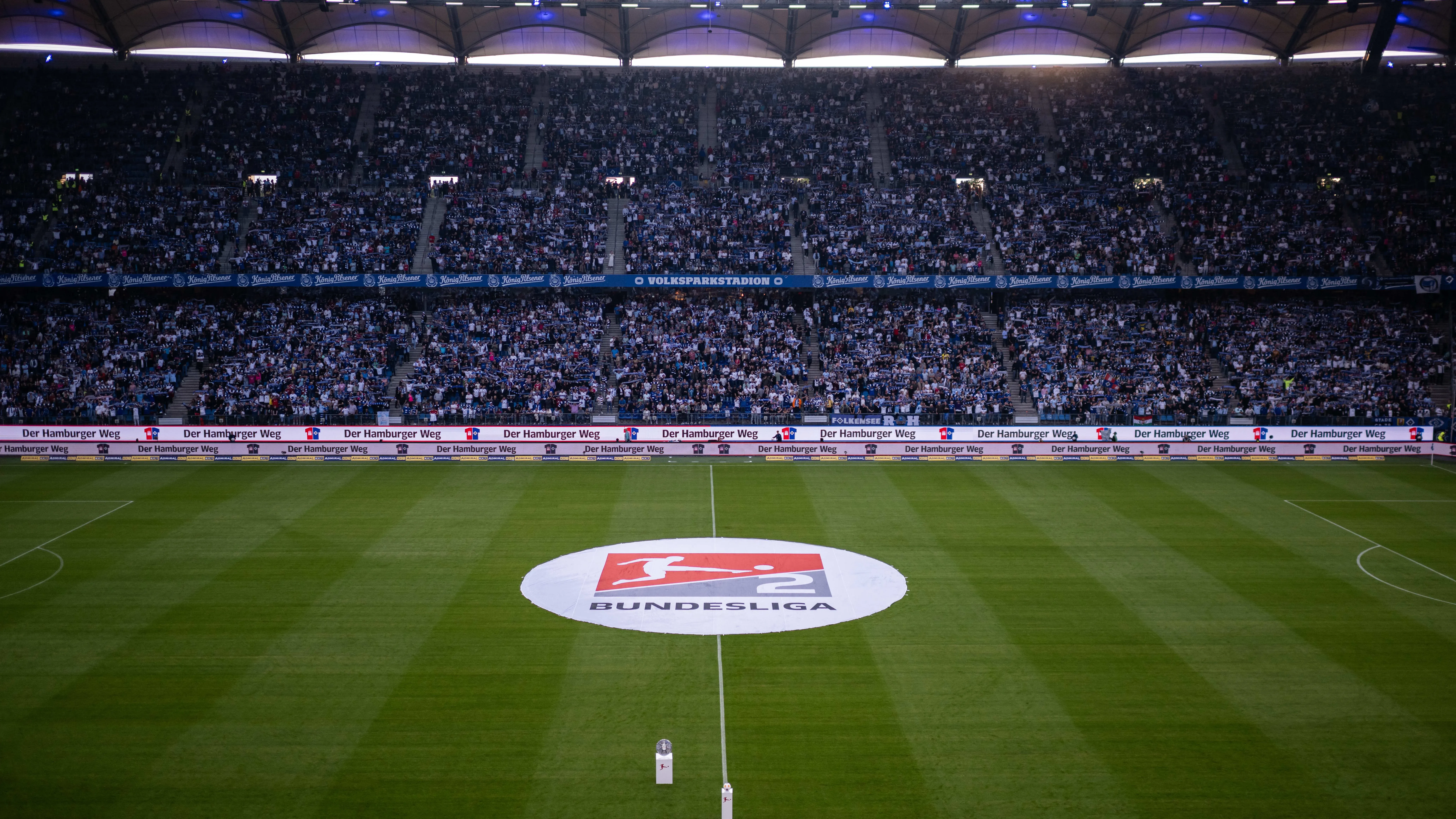 Leverkusen feiert nach einem Spiel