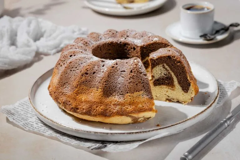 Low Carb Tiramisu-Gugelhupf, saftig und ohne Zucker